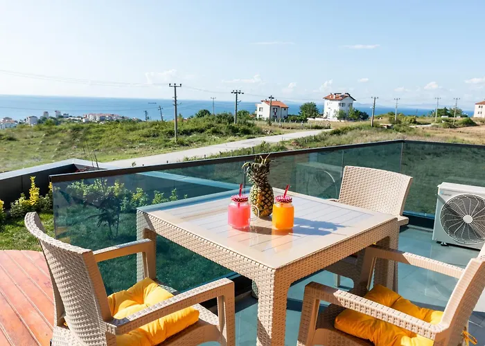 Hills Yalova (Yalova)