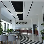 Hills Hotel 5*