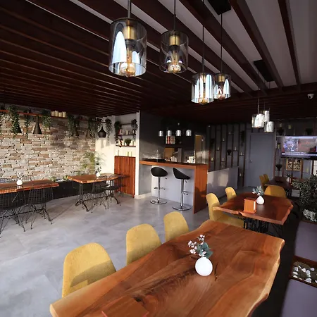 Hills Hotel