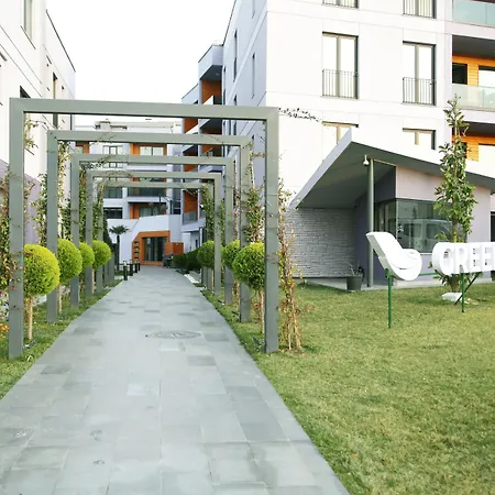 ホテル Hills ヤロヴァ